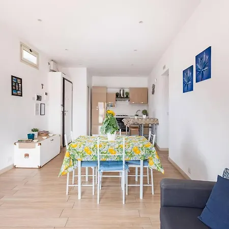 Frank's House - Con Terrazzo In Centro Palermo